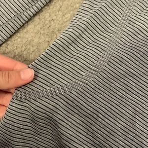 LULULEMON SWIFTLY TECH SIZE 2!!